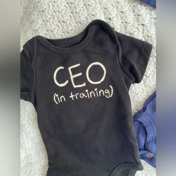 Bundle of Bodysuits - Picture 6 of 9